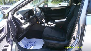 2017 Subaru Outback 2.5i in Minden, Ontario - 4 - w320h240px