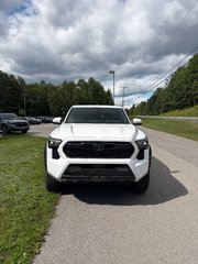2025 Toyota Tacoma SR5/TRD DOUBLE CAB in Minden, Ontario - 2 - w320h240px