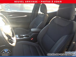 2023 Chevrolet Bolt EUV LT in Montréal, Quebec - 2 - w320h240px