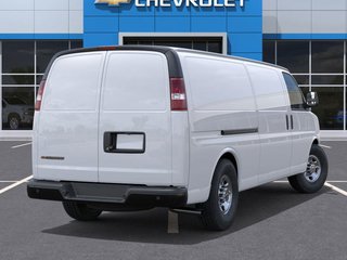 2026 Chevrolet EXPRESS CARGO 3500 EXT WB (1WT) CARGO 3500 EXT WB (1WT) in Montreal, Quebec - 4 - w320h240px