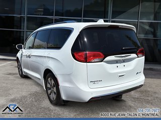 2018 Chrysler Pacifica Hybrid in Montreal, Quebec - 4 - w320h240px