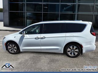 2018 Chrysler Pacifica Hybrid in Montreal, Quebec - 5 - w320h240px