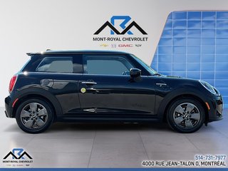 MINI 3 Door Cooper SE 2023 à Montréal, Québec - 6 - w320h240px