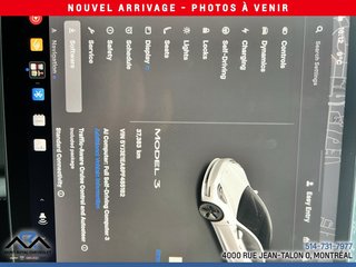 Tesla Model 3  2023 à Montréal, Québec - 2 - w320h240px