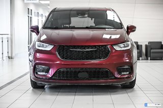 Chrysler Pacifica Hybrid  2022 à Brossard, Québec - 2 - w320h240px