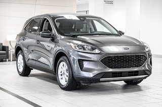 2020 Ford Escape SE AWD | CRUISE ADAPT. | SIEGES CHAUF. | CARPLAY | in Brossard, Quebec - 4 - w320h240px