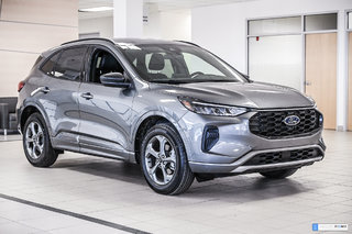 2023 Ford Escape in Brossard, Quebec - 3 - w320h240px