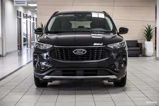 Ford Escape  2023 à Brossard, Québec - 2 - w320h240px