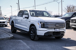 Ford F-150 Lightning  2023 à Brossard, Québec - 4 - w320h240px