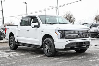 Ford F-150 Lightning LARIAT | EXTENDED RANGE 515KM | TOIT PANO | 2023 à Brossard, Québec - 4 - w320h240px