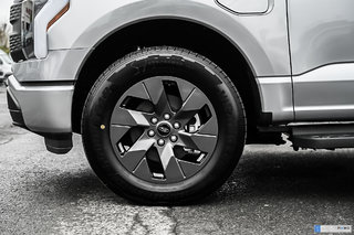 2024 Ford F-150 Lightning in Brossard, Quebec - 4 - w320h240px