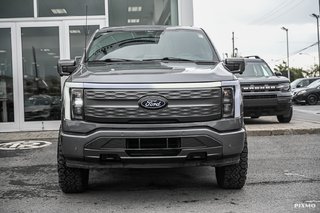 Ford F-150 Lightning  2024 à Brossard, Québec - 2 - w320h240px