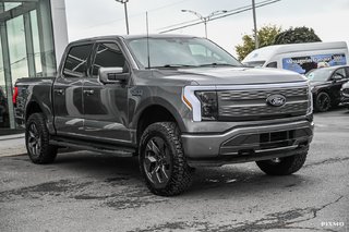 Ford F-150 Lightning  2024 à Brossard, Québec - 4 - w320h240px