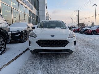 Ford Escape  2022 à Brossard, Québec - 3 - w320h240px