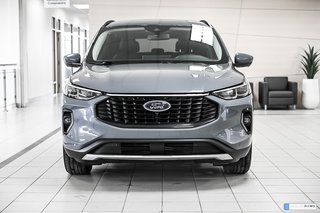Ford Escape  2023 à Brossard, Québec - 2 - w320h240px