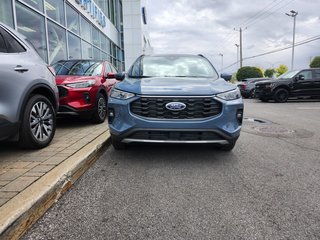 Ford Escape  2025 à Brossard, Québec - 3 - w320h240px