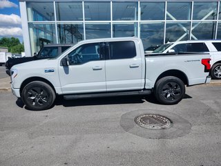Ford F-150 Lightning  2024 à Brossard, Québec - 5 - w320h240px
