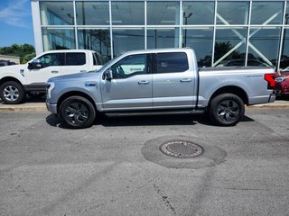Ford F-150 Lightning LARIAT | SPÉCIAL DÉMO 4.49% | EXT RANGE 515KM | 2024 à Brossard, Québec - 5 - w320h240px