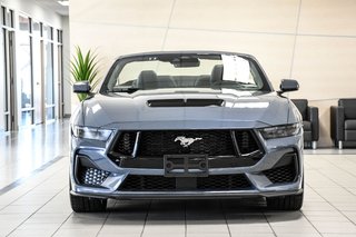 Ford Mustang convertible  2026 à Brossard, Québec - 2 - w320h240px