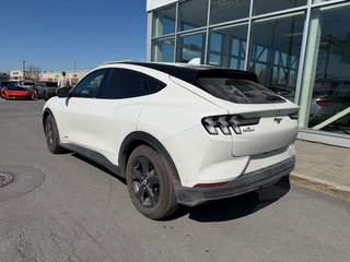 Ford Mustang Mach-E Select | 370KM AUTONOMIE | ENS COMFORT | CARPLAY | 2021 à Brossard, Québec - 5 - w320h240px