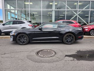 2020 Ford Mustang in Brossard, Quebec - 5 - w320h240px
