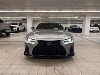 2021 Lexus IS in Brossard, Quebec - 3 - w320h240px