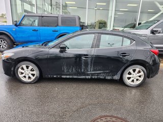 2017 Mazda 3 Sport in Brossard, Quebec - 5 - w320h240px