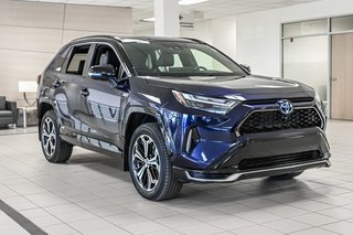 Toyota RAV4 Prime  2023 à Brossard, Québec - 4 - w320h240px