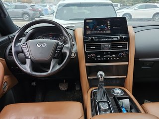 2024 Infiniti QX80 PROACTIVE // 7 PASSENGER