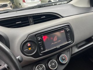 2015 Toyota Yaris LE HATCHBACK