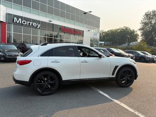 2017 Infiniti QX70