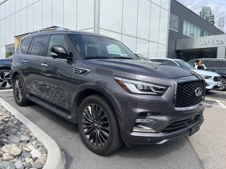 2022 Infiniti QX80 PROACTIVE // 8 PASSENGER