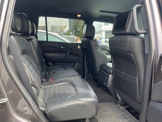 2022 Infiniti QX80 PROACTIVE // 8 PASSENGER