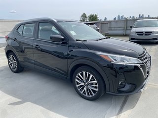 2021 Nissan Kicks SV CVT