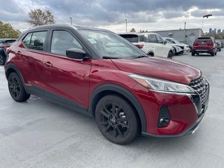 2024 Nissan Kicks SV // ONLY 17000 KMS!