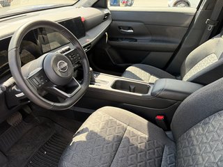 2025 Nissan Kicks SV AWD // 2.99% FINANCING!