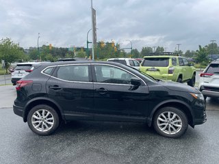 2021 Nissan Qashqai S AWD + ULTRA LOW KMS