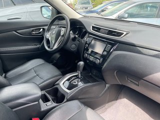 2016 Nissan Rogue SL AWD // LEATHER // SUNROOF