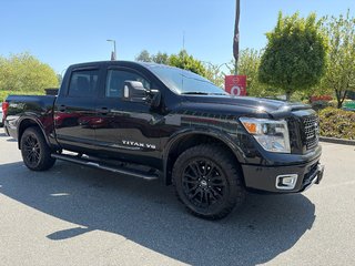 2018 Nissan Titan PRO-4X // CREWCAB
