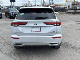 2024  OUTLANDER PHEV GT-P S-AWC...Spring Savings on Now! IN STORE ONLY! in Whitby, Ontario - 6 - w320h240px