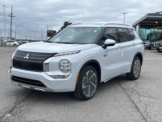 2024  OUTLANDER PHEV GT-P S-AWC...Spring Savings on Now! IN STORE ONLY! in Whitby, Ontario - 3 - w320h240px