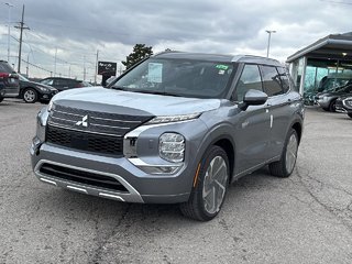 2024  OUTLANDER PHEV GT.. Free Winter Tires in Whitby, Ontario - 3 - w320h240px