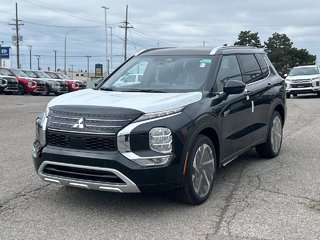 2024  OUTLANDER PHEV GT-P.. Free Winter Tires in Whitby, Ontario - 3 - w320h240px