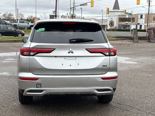 2024  OUTLANDER PHEV LE.. Free Winter Tires in Whitby, Ontario - 6 - w320h240px