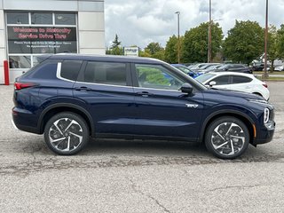 2025  OUTLANDER PHEV SEL S-AWC...In stock and ready to go. Buy today! in Whitby, Ontario - 4 - w320h240px