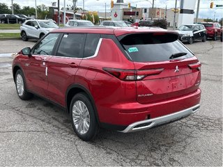 2025  OUTLANDER PHEV SE S-AWC...In stock and ready to go. Buy today! in Whitby, Ontario - 5 - w320h240px