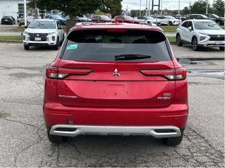 2025  OUTLANDER PHEV SE S-AWC...In stock and ready to go. Buy today! in Whitby, Ontario - 6 - w320h240px