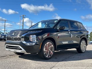 2025  OUTLANDER PHEV SEL S-AWC...In stock and ready to go. Buy today! in Whitby, Ontario - 4 - w320h240px