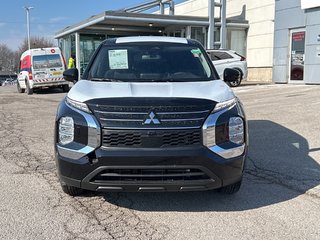 2024  Outlander ES S-AWC...In stock and ready to go. Buy today! in Whitby, Ontario - 2 - w320h240px