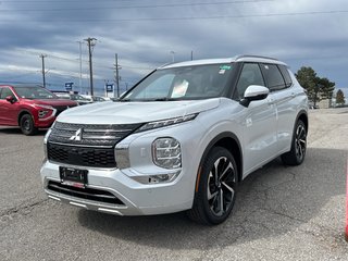 2024  Outlander GT-P S-AWC...In Stock and Ready to go! Buy Today! in Whitby, Ontario - 3 - w320h240px